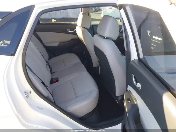 KM8K33AG3PU168324 2023 HYUNDAI KONA - Image 8