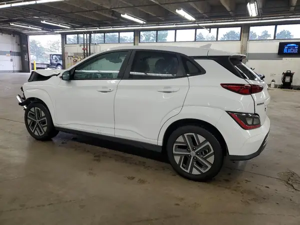 KM8K33AG3PU182398 2023 HYUNDAI KONA - Image 2