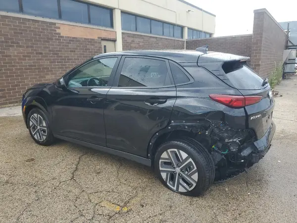 KM8K33AG3PU188945 2023 HYUNDAI KONA - Image 2