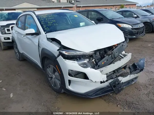 KM8K33AG4KU021132 2019 HYUNDAI KONA - Image 1