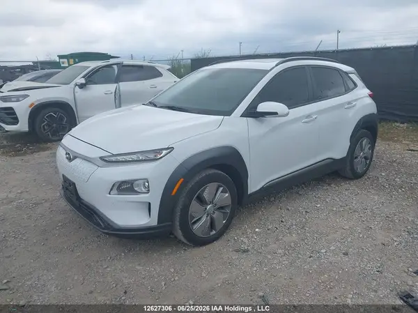 KM8K33AG4MU120410 2021 HYUNDAI KONA - Image 2