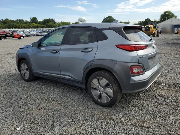 KM8K33AG4MU122996 2021 HYUNDAI KONA - Image 2