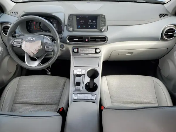 KM8K33AG4MU122996 2021 HYUNDAI KONA - Image 8