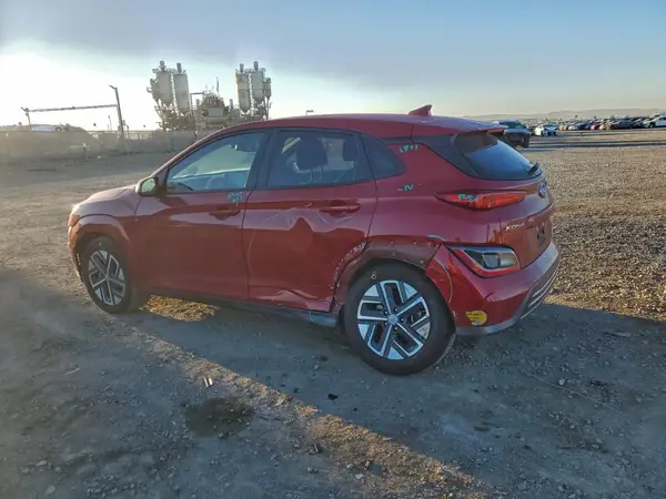 KM8K33AG4NU152338 2022 HYUNDAI KONA - Image 2