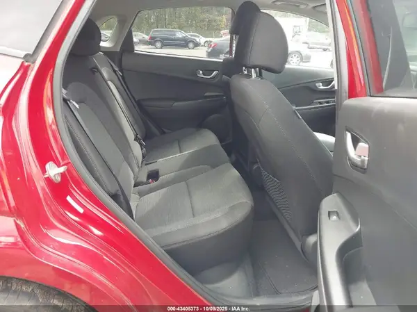 KM8K33AG4NU152341 2022 HYUNDAI KONA - Image 8