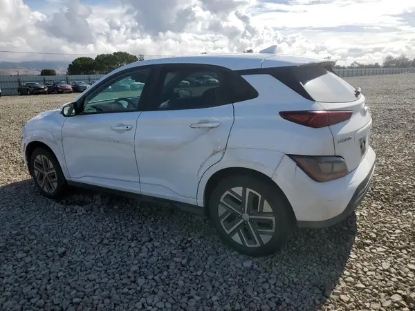 KM8K33AG4NU156101 2022 HYUNDAI KONA - Image 2
