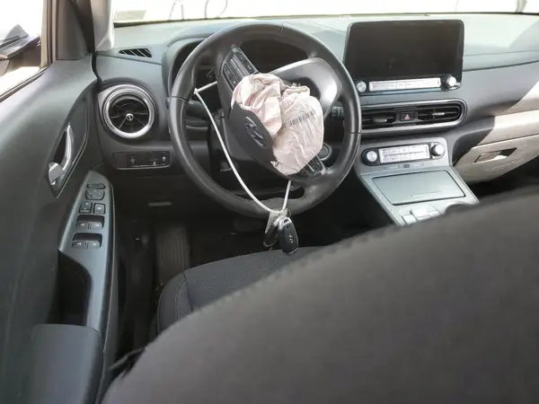 KM8K33AG4PU163147 2023 HYUNDAI KONA - Image 8