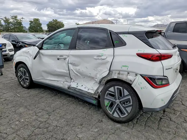 KM8K33AG4PU167943 2023 HYUNDAI KONA - Image 2
