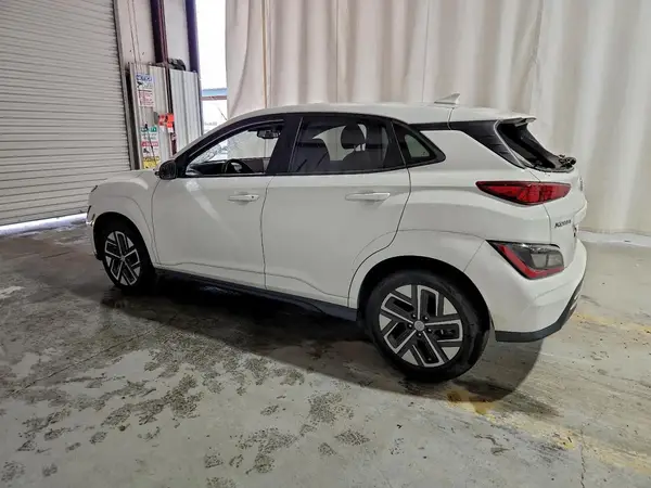 KM8K33AG4PU187187 2023 HYUNDAI KONA - Image 2