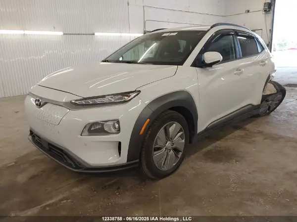 KM8K33AG5MU116396 2021 HYUNDAI KONA - Image 2