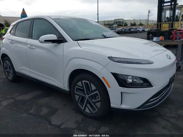 KM8K33AG5PU170804 2023 HYUNDAI KONA - Image 1