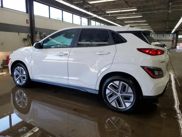 KM8K33AG5PU187053 2023 HYUNDAI KONA - Image 2