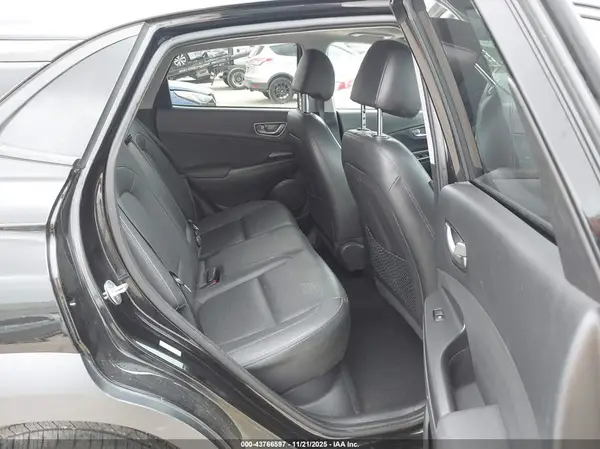 KM8K33AG6KU045108 2019 HYUNDAI KONA - Image 8