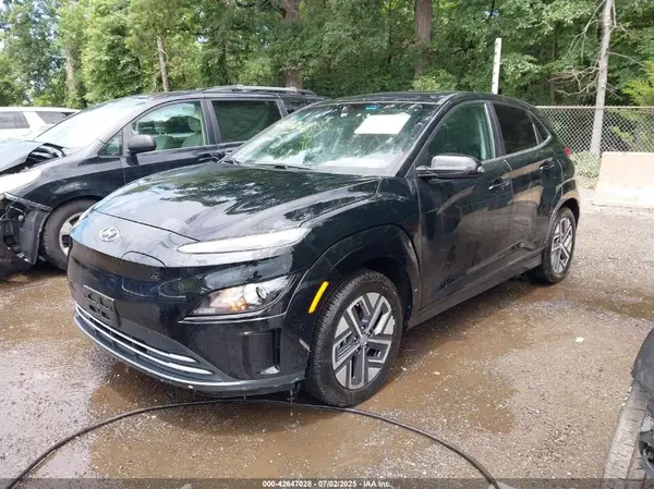 KM8K33AG6PU170956 2023 HYUNDAI KONA - Image 2