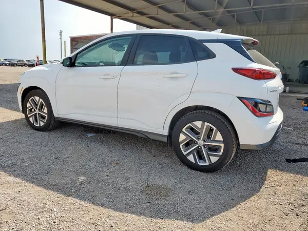 KM8K33AG6PU187112 2023 HYUNDAI KONA - Image 2