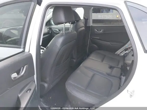 KM8K33AG7KU020749 2019 HYUNDAI KONA - Image 8