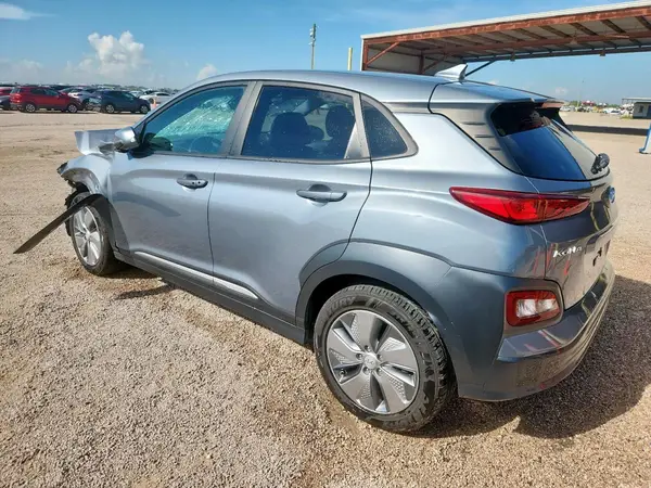 KM8K33AG7MU114200 2021 HYUNDAI KONA - Image 2