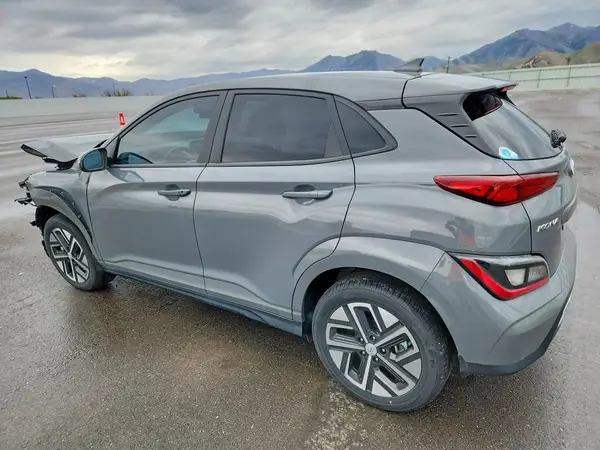 KM8K33AG7PU176460 2023 HYUNDAI KONA - Image 2