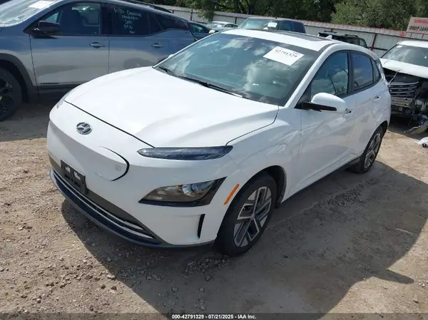 KM8K33AG7PU193503 2023 HYUNDAI KONA - Image 2