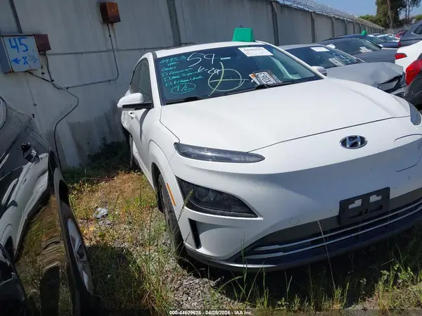 KM8K33AG8NU155954 2022 HYUNDAI KONA - Image 1