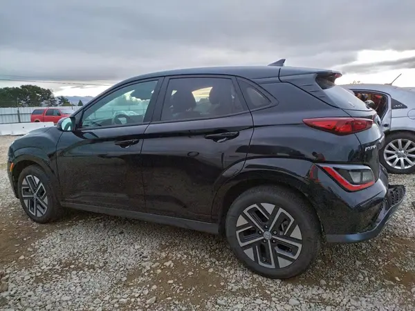 KM8K33AG8PU170392 2023 HYUNDAI KONA - Image 2