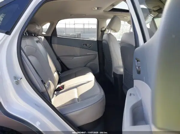 KM8K33AG9KU031431 2019 HYUNDAI KONA - Image 8