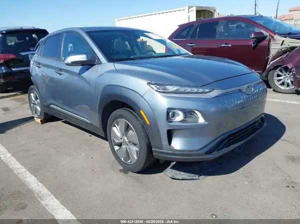 KM8K33AG9KU045944 2019 HYUNDAI KONA - Image 1