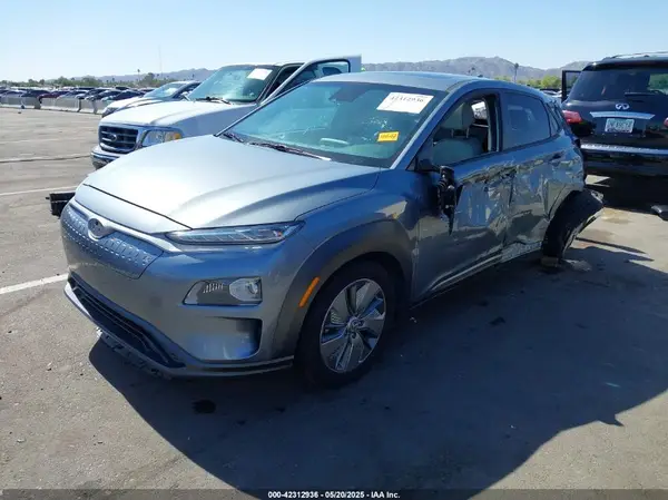 KM8K33AG9KU045944 2019 HYUNDAI KONA - Image 2