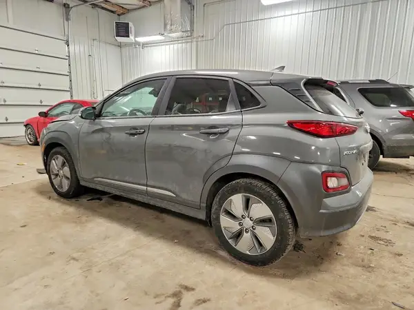 KM8K33AG9MU111251 2021 HYUNDAI KONA - Image 2