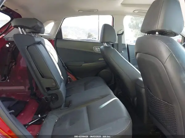 KM8K33AG9MU126686 2021 HYUNDAI KONA - Image 8
