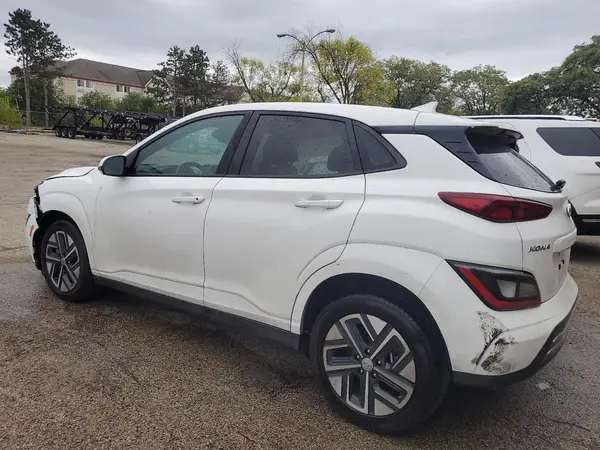KM8K33AG9PU189288 2023 HYUNDAI KONA - Image 2