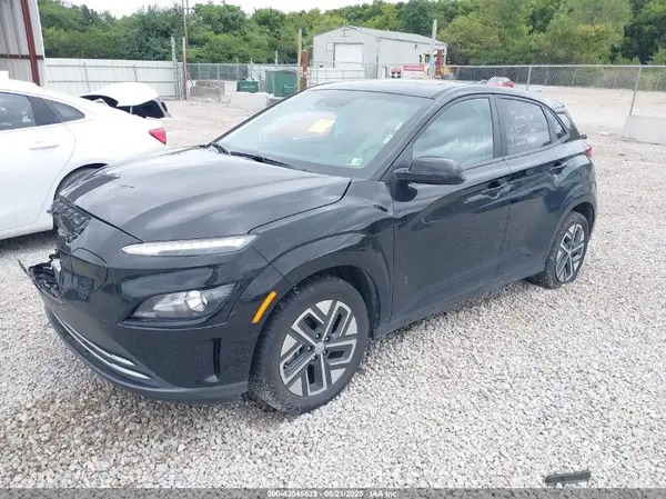 KM8K33AG9PU190537 2023 HYUNDAI KONA - Image 2
