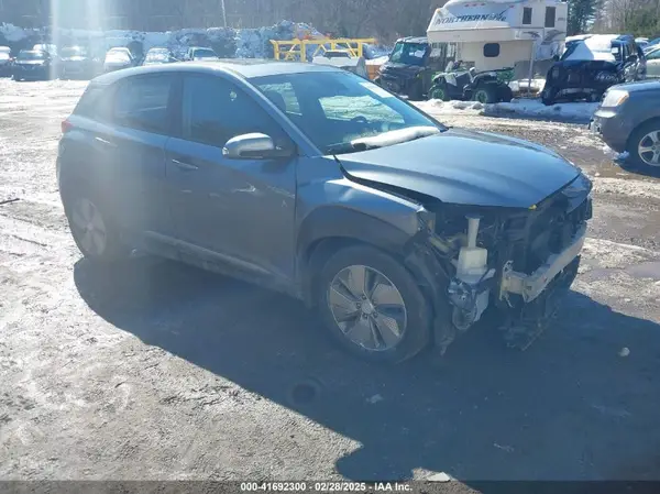 KM8K33AGXKU031518 2019 HYUNDAI KONA - Image 1