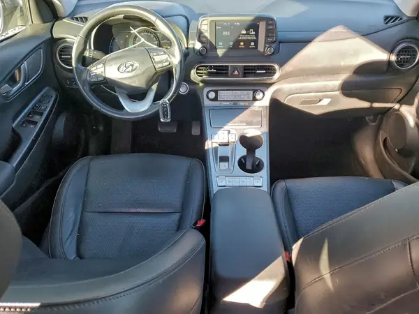 KM8K33AGXLU077447 2020 HYUNDAI KONA - Image 8