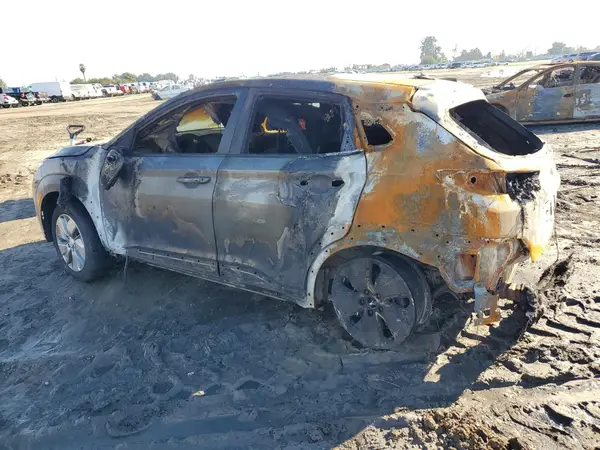 KM8K33AGXMU125787 2021 HYUNDAI KONA - Image 2