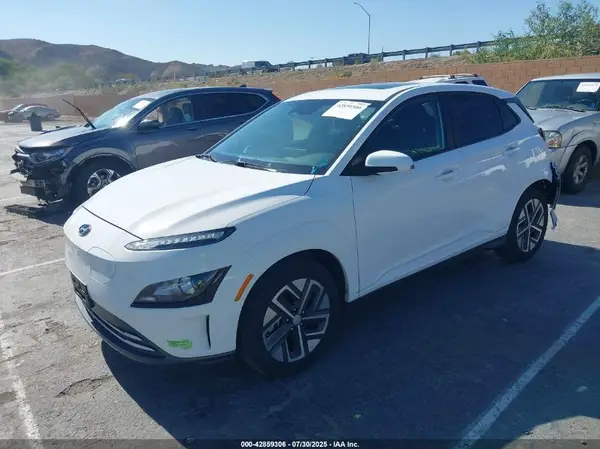 KM8K33AGXPU165632 2023 HYUNDAI KONA - Image 2