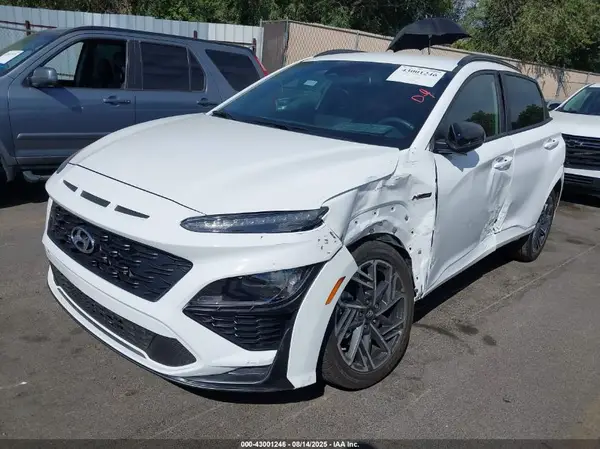 KM8K3CA30NU785688 2022 HYUNDAI KONA - Image 2