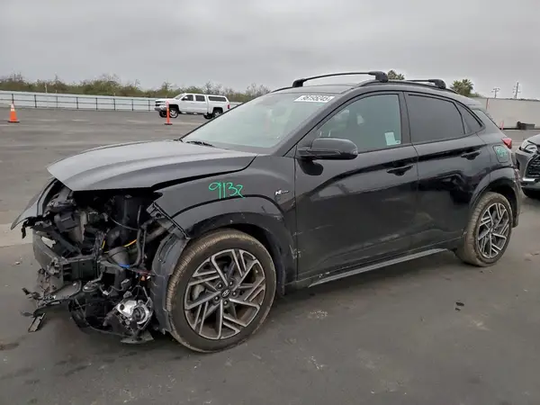 KM8K3CA30NU925738 2022 HYUNDAI KONA - Image 1