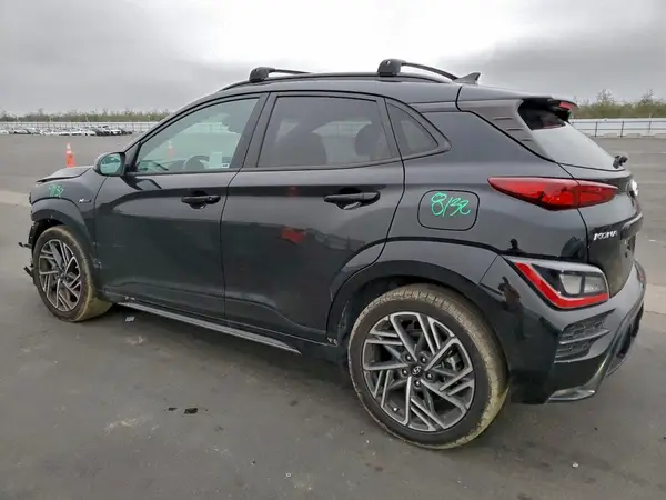 KM8K3CA30NU925738 2022 HYUNDAI KONA - Image 2