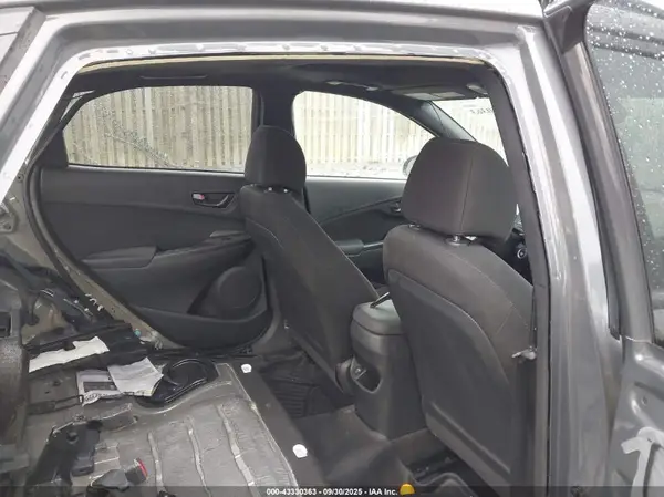 KM8K3CA32PU988651 2023 HYUNDAI KONA - Image 8