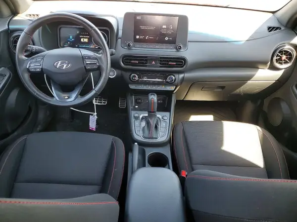 KM8K3CA33NU925524 2022 HYUNDAI KONA - Image 8