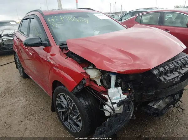 KM8K3CA34NU775388 2022 HYUNDAI KONA - Image 1