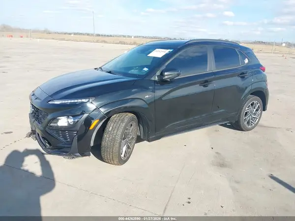 KM8K3CA34NU869853 2022 HYUNDAI KONA - Image 2