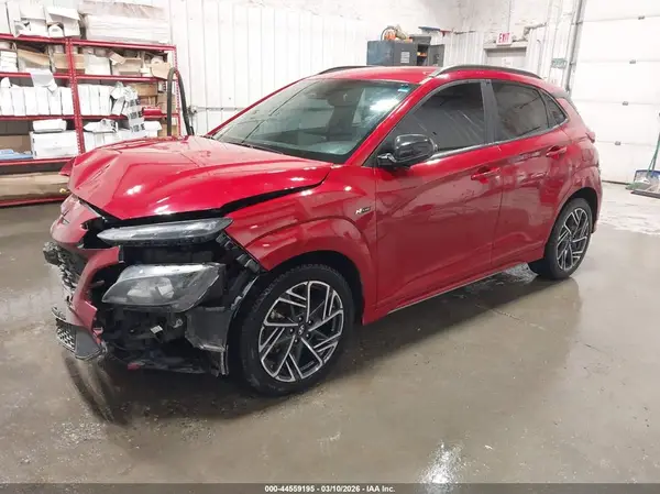 KM8K3CA34NU898284 2022 HYUNDAI KONA - Image 2