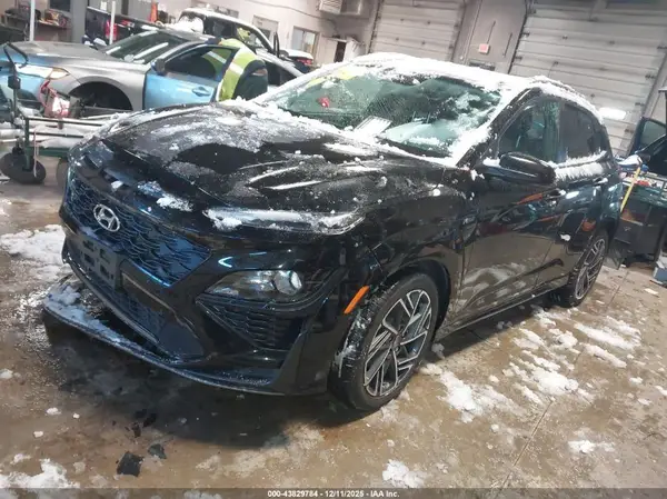KM8K3CA35NU856531 2022 HYUNDAI KONA - Image 2