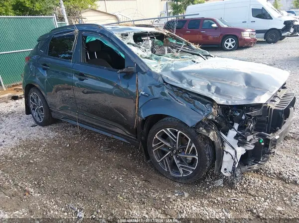 KM8K3CA36NU895631 2022 HYUNDAI KONA - Image 1