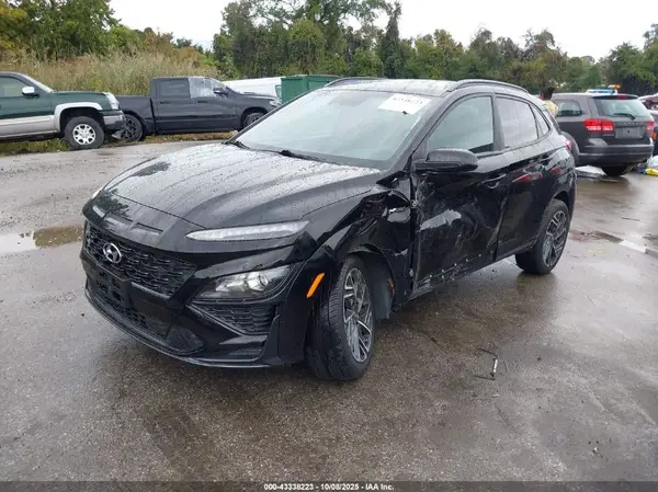 KM8K3CA37NU831081 2022 HYUNDAI KONA - Image 2