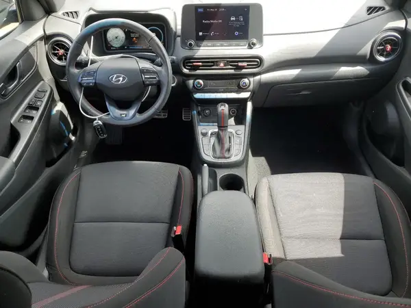KM8K3CA39NU792882 2022 HYUNDAI KONA - Image 8
