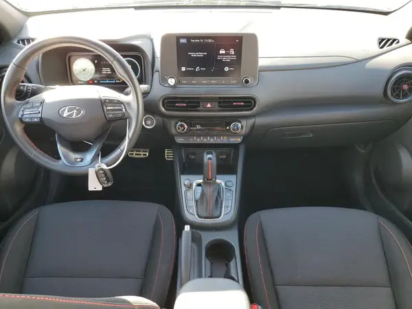 KM8K3CA39NU898135 2022 HYUNDAI KONA - Image 8