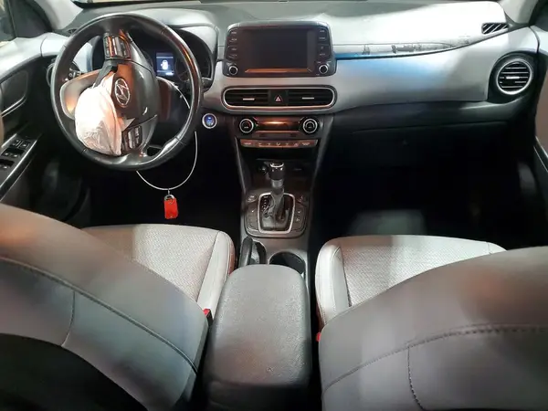 KM8K3CA50JU067389 2018 HYUNDAI KONA - Image 8